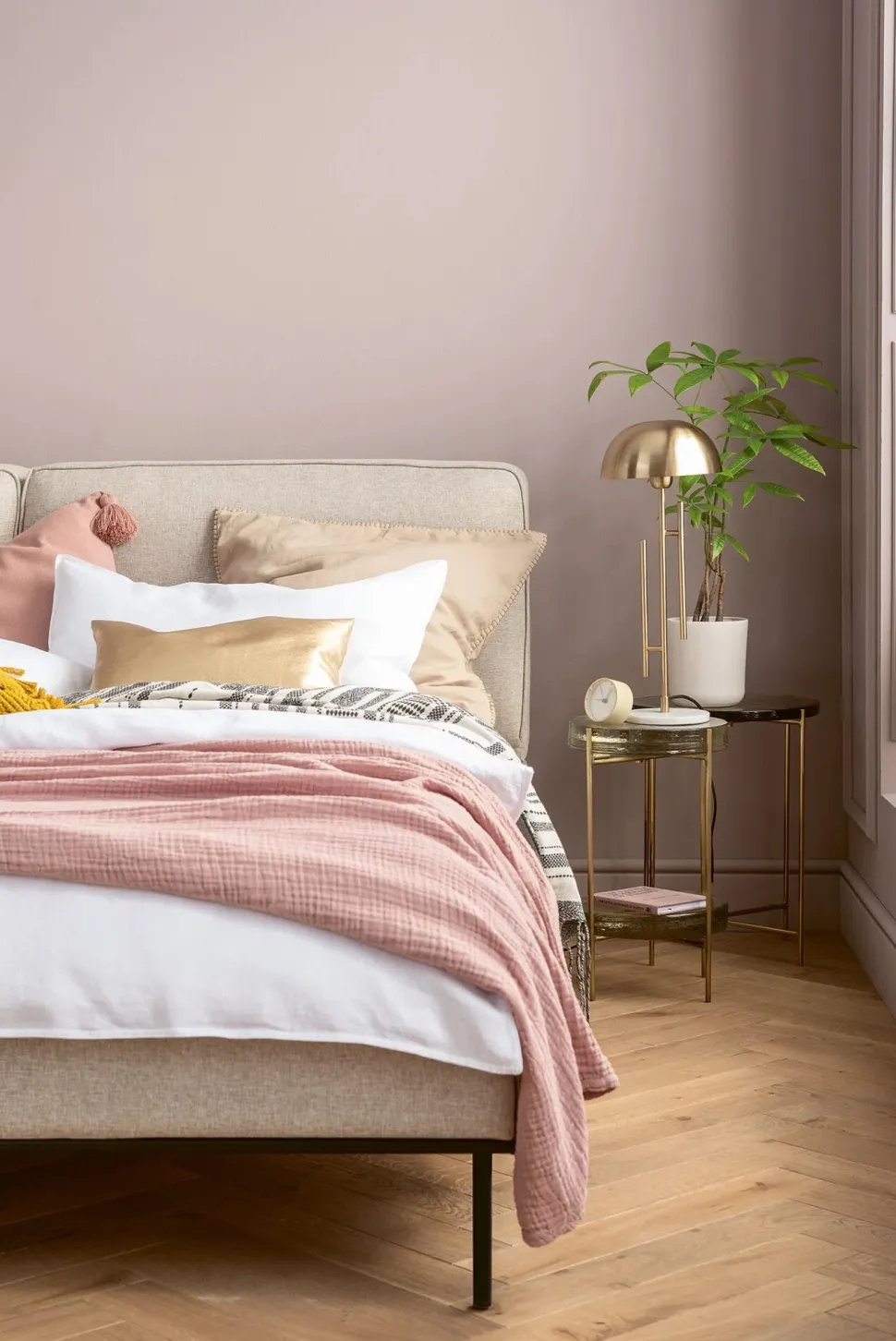KARE Design Bed East Side 160x200cm Cheap