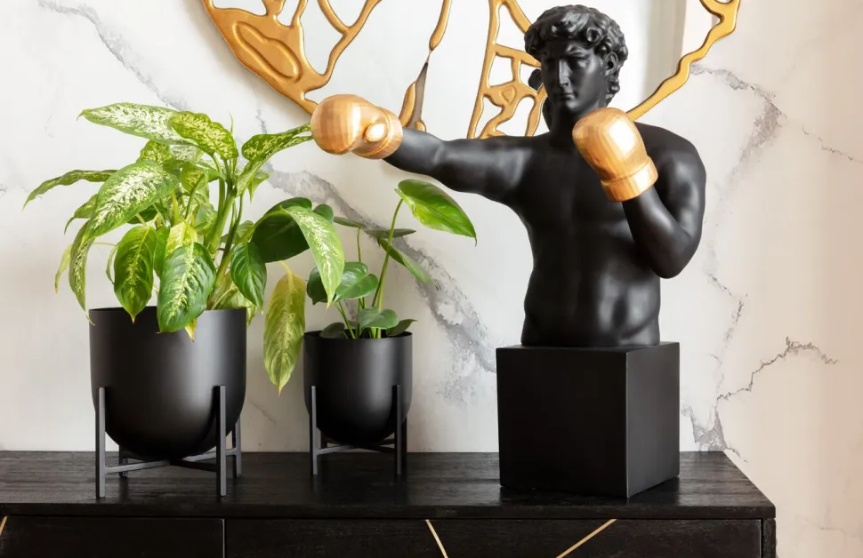KARE Design Decofiguur Balboa Shop
