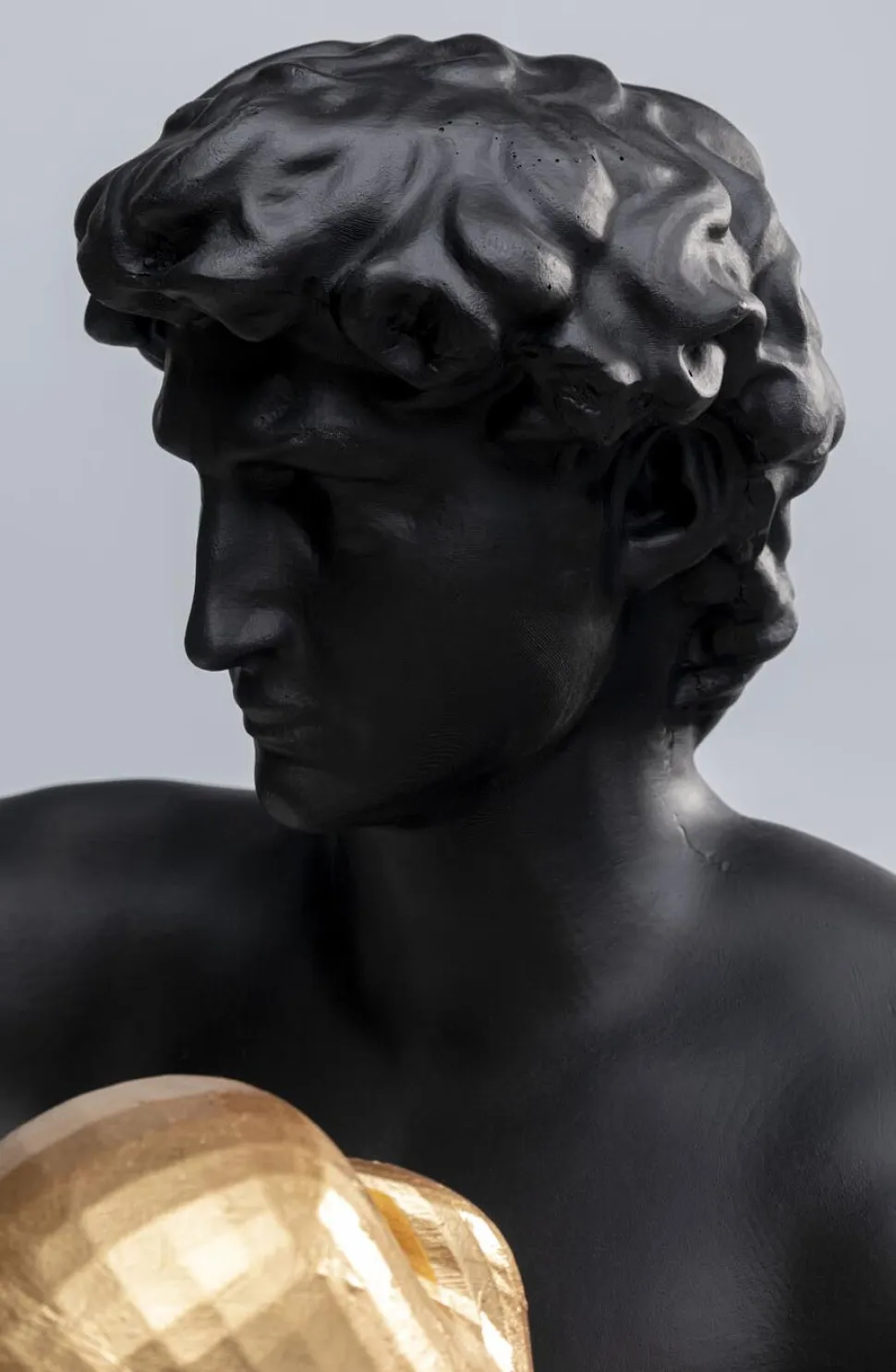 KARE Design Decofiguur Balboa Shop