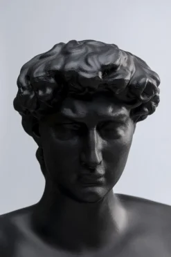 KARE Design Decofiguur Balboa Shop