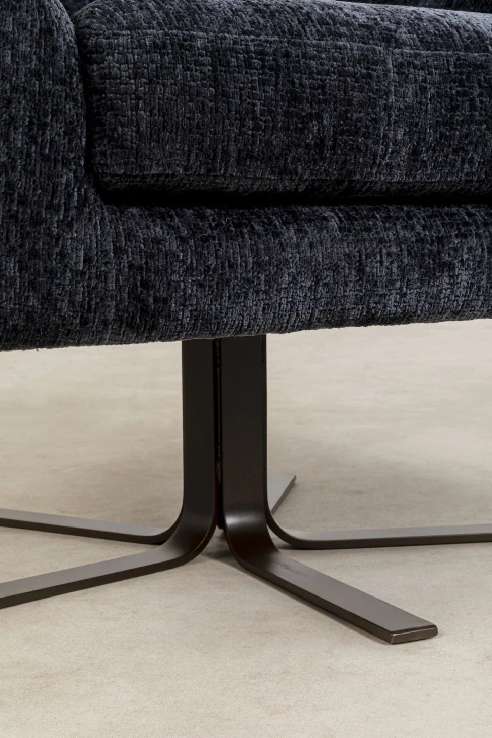 KARE Design Draaibare Fauteuil Ciao Midnight Clearance