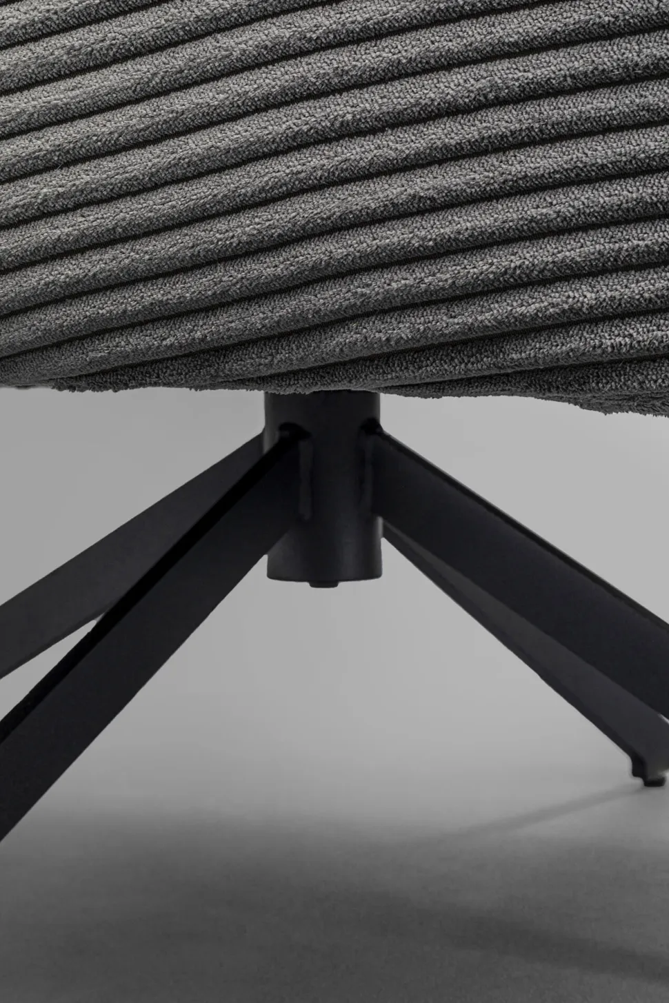 KARE Design Draaibare Fauteuil Milo Grey Online