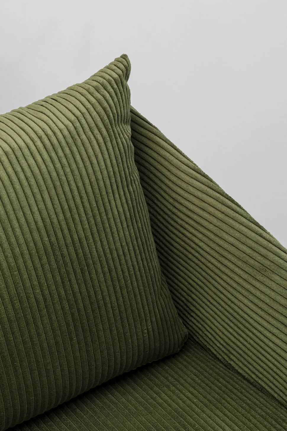 KARE Design Draaifauteuil Milo Green Store