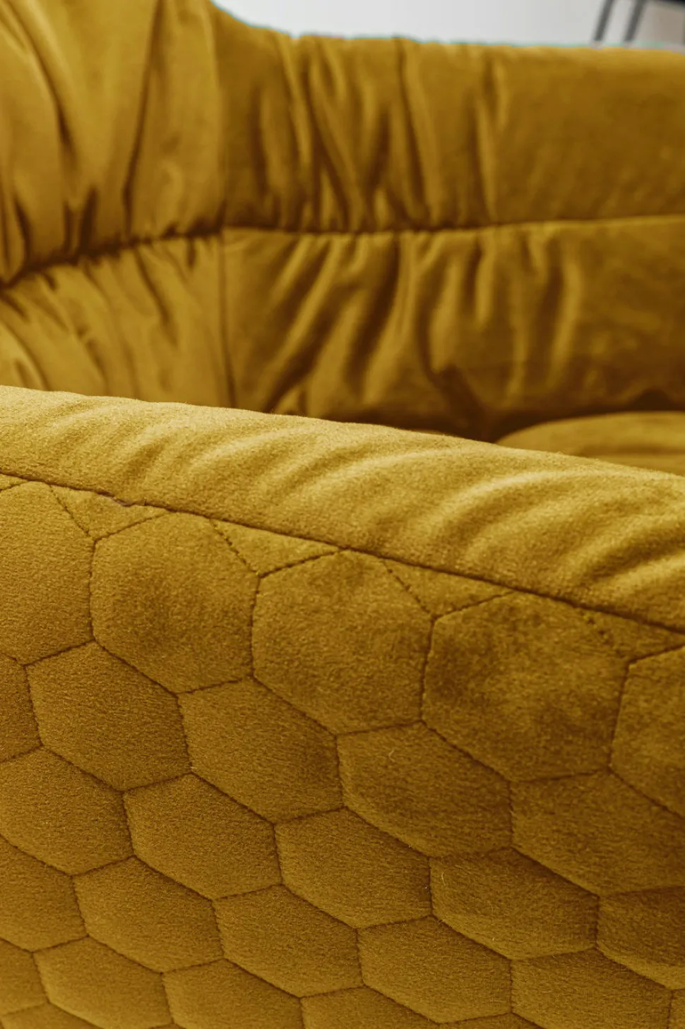KARE Design Draaistoel Colmar Geel Fashion
