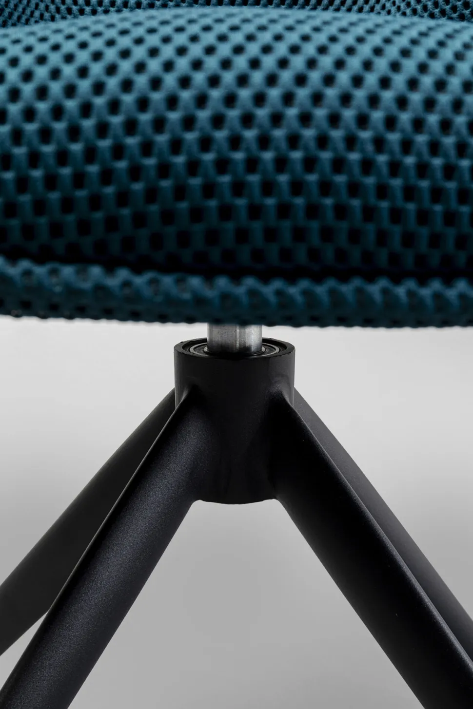 KARE Design Eetkamerstoel Carlito Mesh Bluegreen Store