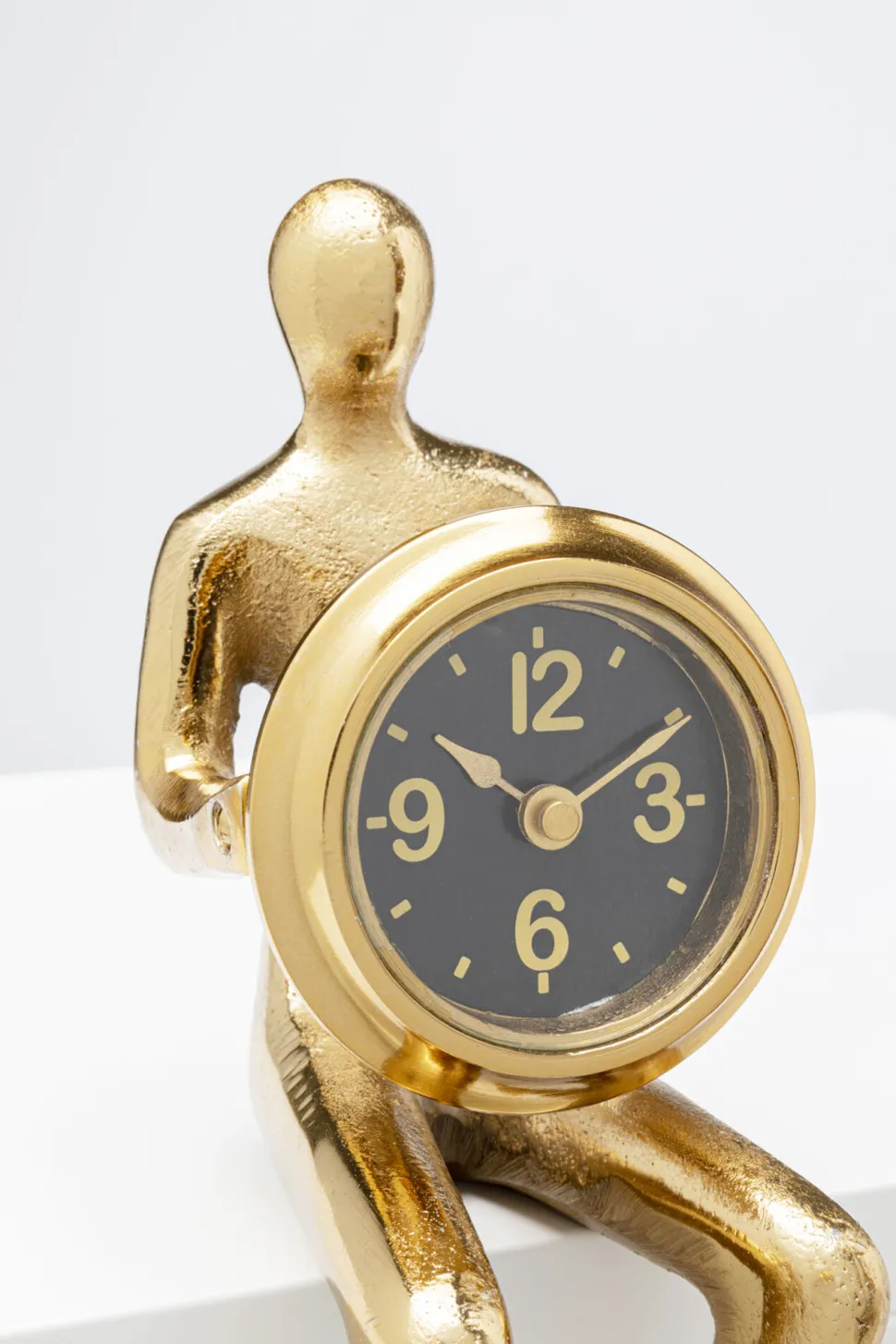 KARE Design Eettafel Clock Sitting Man Gold 8x27cm Best