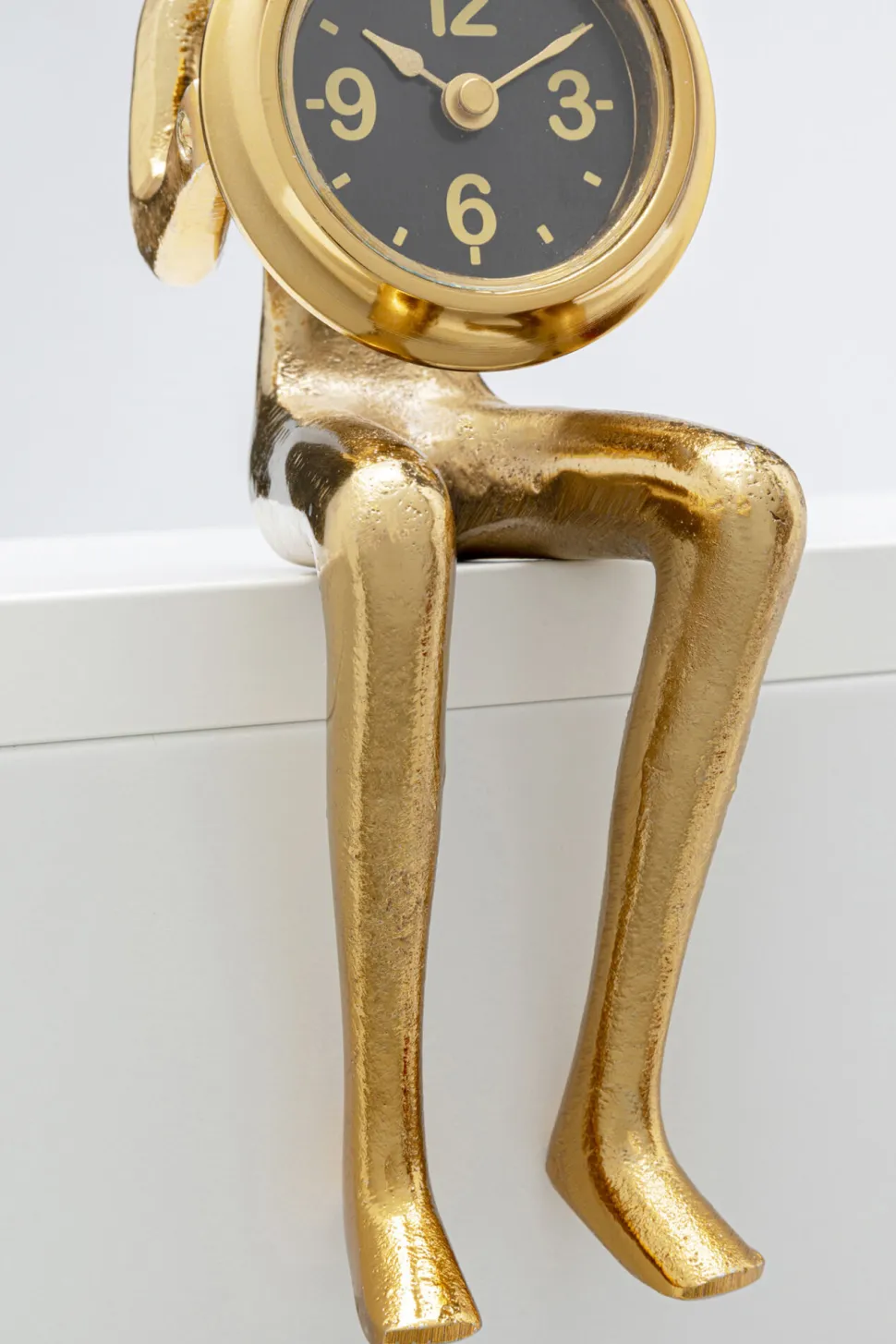 KARE Design Eettafel Clock Sitting Man Gold 8x27cm Best