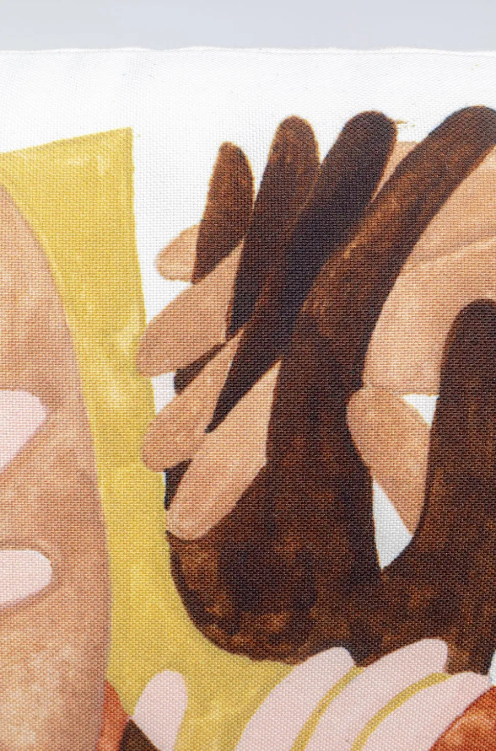 KARE Design Kussen Artistic Hands 50x30cm Outlet